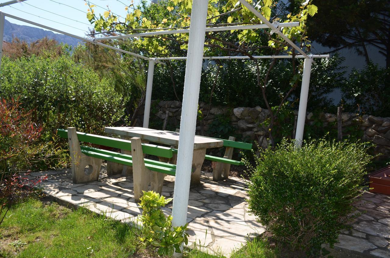 Apartments Mihalic I Baška Exterior foto